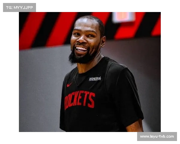 杜兰特谈雷霆庆典:见证老东家夺冠感慨 杜兰特谈雷霆庆典:见证老东家夺冠感慨